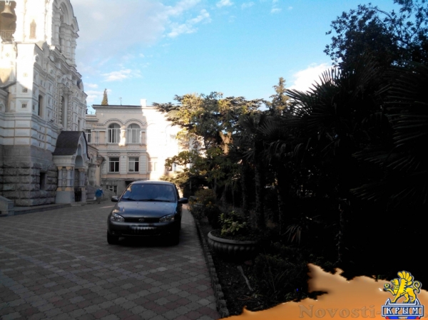 Отдых в Ялте. Однокомнатная квартира, центр Набережной Отдых в Крыму 2017 - жильё в Крыму без посредников - «Отдых в Ялте»