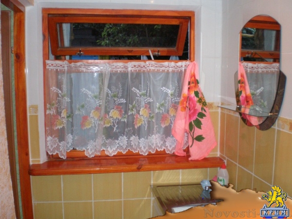 Отдых в Феодосии. Сдам 2-х этажн. коттедж по АДЕКВАТНОЙ цене.Центр.Море Отдых в Крыму 2017 - жильё в Крыму без посредников - «Отдых в Феодосии»