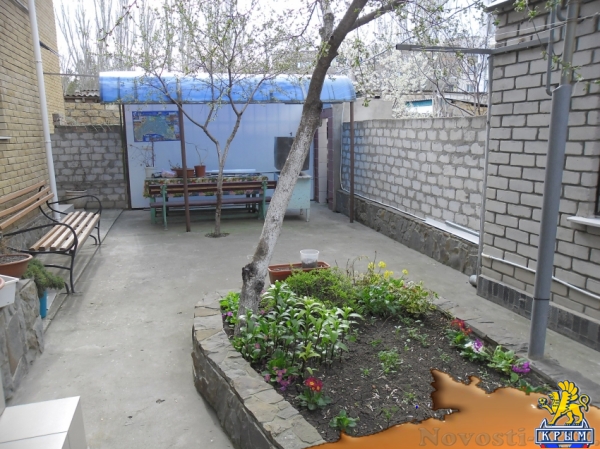 Отдых в Феодосии. Двухкомнатный дом район песочных пляжейв Феодосии Отдых в Крыму 2017 - жильё в Крыму без посредников - «Отдых в Феодосии»