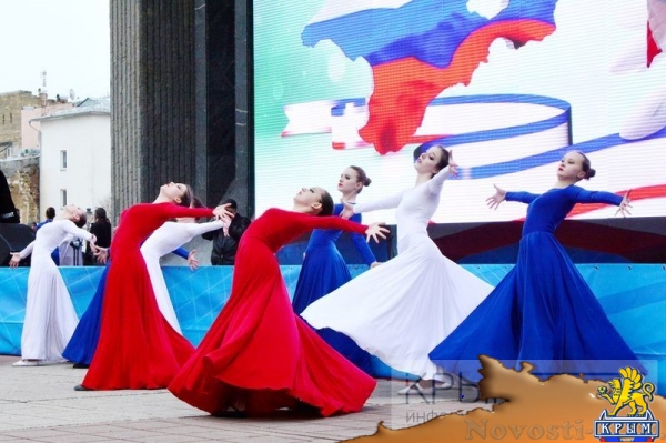 Симферополь отметил третью годовщину Крымской весны (ФОТО, ВИДЕО) - «70 лет Победы»