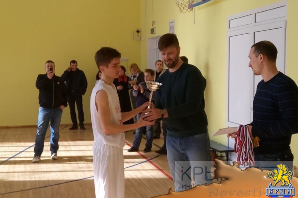 Команда из Армянска стала пятым участником крымского финала всероссийских соревнований «Локобаскет – Школьная лига» (ФОТО) - «Спорт Крыма» Команда из Армянска стала пятым участником крымского финала всероссийских соревнований «Локобаскет – Школьная лига» (ФОТО) - «Спорт Крыма»