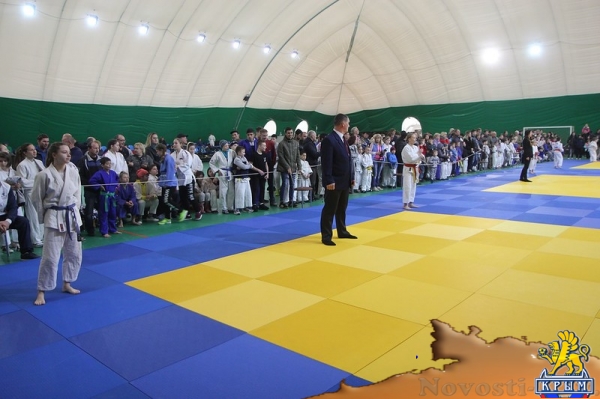 Более 300 дзюдоистов борются в Керчи - «Керчь» Более 300 дзюдоистов борются в Керчи - «Керчь»