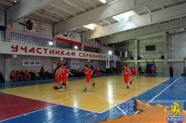 Юноши из Керчи и девушки из Симферополя выиграли крымский финал всероссийских соревнований «Локобаскет – Школьная лига» (ФОТО) - «Спорт Крыма»