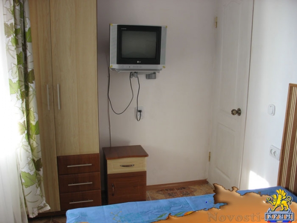 Отдых в Алуште. 1-но к.номер, на 2 чел., в част. сек-ре в Алуште, 700-1400 руб., 700 м. море Отдых в Крыму 2017 - жильё в Крыму без посредников - «Отдых в Алуште»