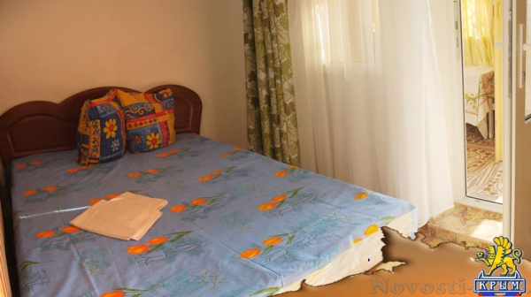 Отдых в Алуште. 1-но к.номер, на 2 чел., в част. сек-ре в Алуште, 700-1400 руб., 700 м. море Отдых в Крыму 2017 - жильё в Крыму без посредников - «Отдых в Алуште»