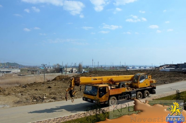 Переселенцы с санитарной зоны Крымского моста в Керчи заселяются в новые квартиры (ФОТОРЕПОРТАЖ) - «Политика Крыма» Переселенцы с санитарной зоны Крымского моста в Керчи заселяются в новые квартиры (ФОТОРЕПОРТАЖ) - «Политика Крыма»