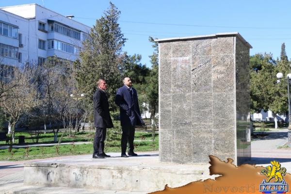 В Судаке Ленина вернули на место (ФОТО) - «Симферополь»