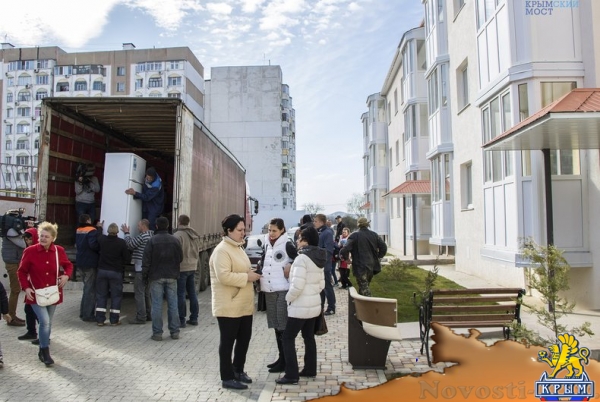 Жителей Керчи переселяют в новые дома из санитарной зоны Крымского моста (ФОТО) - «Симферополь» Жителей Керчи переселяют в новые дома из санитарной зоны Крымского моста (ФОТО) - «Симферополь»