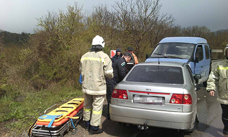 За прошедшие сутки крымские спасатели дважды привлекались для ликвидации последствий ДТП - «МЧС» За прошедшие сутки крымские спасатели дважды привлекались для ликвидации последствий ДТП - «МЧС»