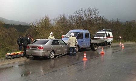 За прошедшие сутки крымские спасатели дважды привлекались для ликвидации последствий ДТП - «МЧС» За прошедшие сутки крымские спасатели дважды привлекались для ликвидации последствий ДТП - «МЧС»