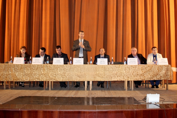 Специалисты Госкомрегистра продолжают консультировать жителей сельских поселений на специальных конференциях — Валентина Кирлица - «Госкомрегистр»