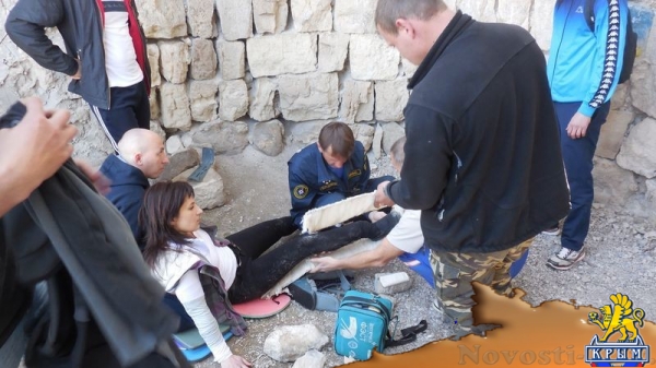 Туристка сломала ногу в горах Бахчисарайского района (ФОТО) - «Политика Крыма»