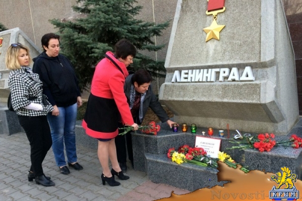 Севастопольцы почтили память погибших в Санкт-Петербурге (ФОТО) - «Политика Крыма»