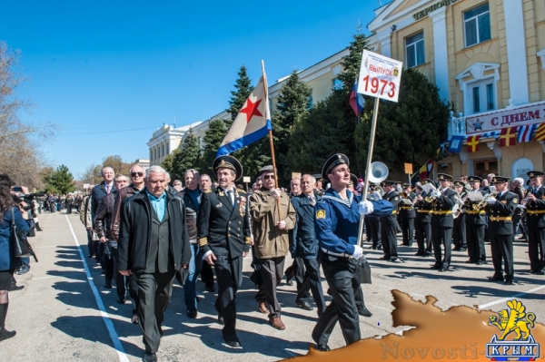 Легендарной В«НахимовкеВ» - 80 лет (ФОТОРЕПОРТАЖ) - «Общество Крыма» Легендарной В«НахимовкеВ» - 80 лет (ФОТОРЕПОРТАЖ) - «Общество Крыма»