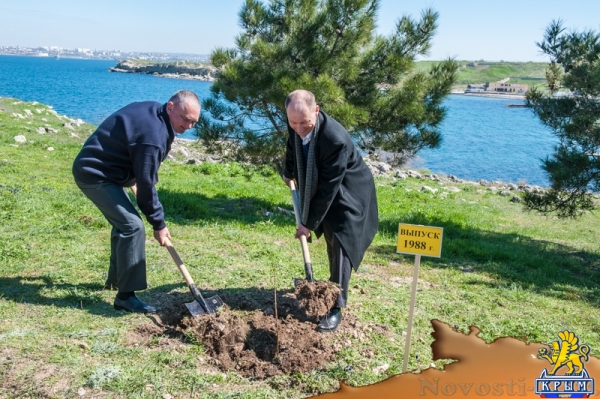 Легендарной В«НахимовкеВ» - 80 лет (ФОТОРЕПОРТАЖ) - «Общество Крыма» Легендарной В«НахимовкеВ» - 80 лет (ФОТОРЕПОРТАЖ) - «Общество Крыма»