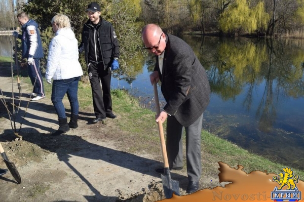 Двухмесячник субботников в Симферополе начался (ФОТО) - «Спорт Крыма»