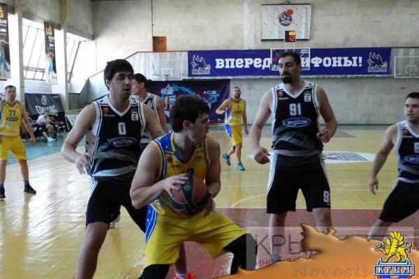 Команда КФУ победила ялтинскую «Волну» и вновь стала потенциальным лидером мужского баскетбольного чемпионата Крыма (ФОТО) - «Спорт Крыма»