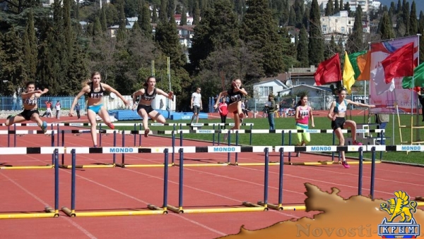 Призёры турнира по лёгкой атлетике «Крымская весна» определены в Ялте (ФОТО) - «Спорт Крыма» Призёры турнира по лёгкой атлетике «Крымская весна» определены в Ялте (ФОТО) - «Спорт Крыма»