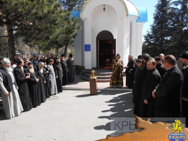 Симферопольские священнослужители отработали навыки пожаротушения (ФОТО, ВИДЕО) - «Общество Крыма»