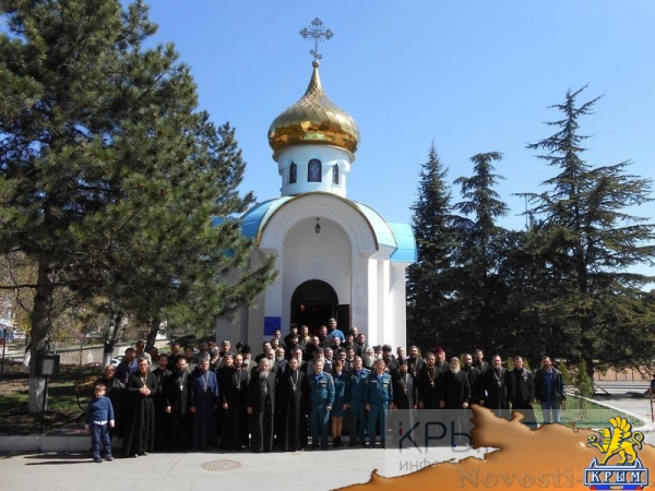 Симферопольские священнослужители отработали навыки пожаротушения (ФОТО, ВИДЕО) - «Общество Крыма»