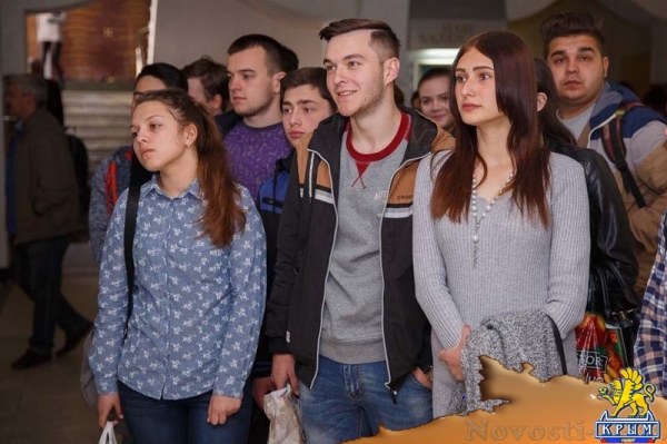 Выставка фотографий водных пейзажей Крыма состоялась в Крымском федеральном университете в рамках Года экологии (ФОТО) - «Культура Крыма»