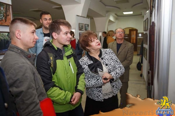 Выставка фотографий водных пейзажей Крыма состоялась в Крымском федеральном университете в рамках Года экологии (ФОТО) - «Культура Крыма»