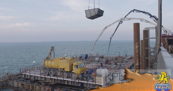 Строители приступили к бетонированию опор для судоходных арочных пролётов Крымского моста (ФОТО) - «Туризм Крыма»