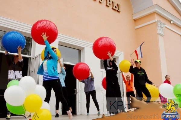 Зарядка с чемпионов во Всемирный день здоровья - «Общество Крыма»