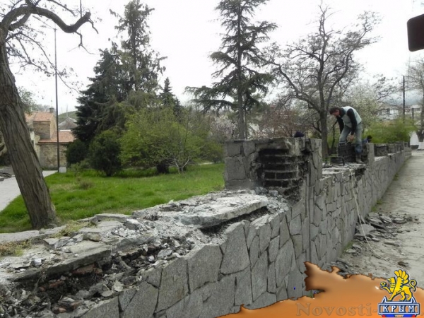 Армянская община Феодосии приступила к реставрации могилы Ивана Айвазовского (ФОТО) - «Общество Крыма»