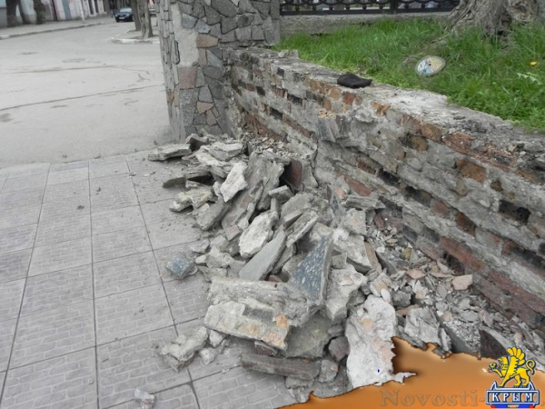 Армянская община Феодосии приступила к реставрации могилы Ивана Айвазовского (ФОТО) - «Общество Крыма»