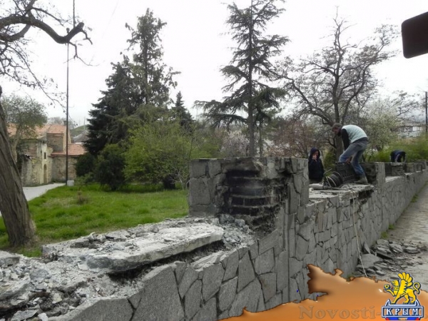 Армянская община Феодосии приступила к реставрации могилы Ивана Айвазовского (ФОТО) - «Общество Крыма»