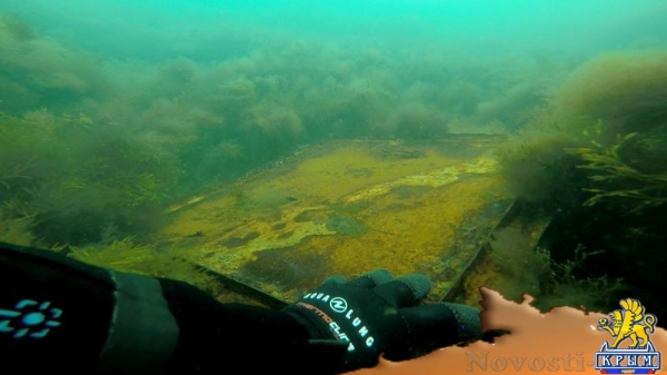 Ялтинские спасатели обследовали дно «Массандровского» пляжа (ФОТО) - «Общество Крыма»