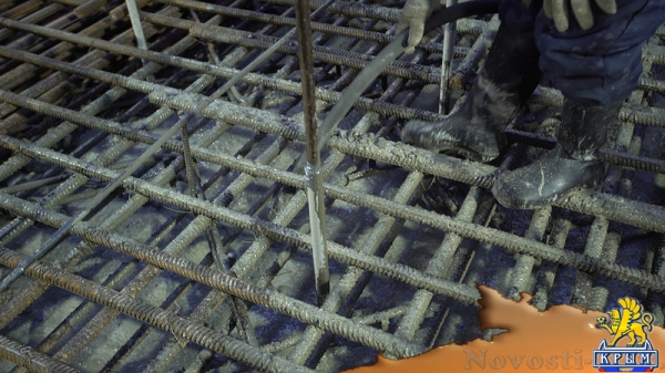 Одну из двух главных опор Керченского моста начали бетонировать - «Керчь»