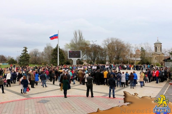Митинги «Вместе против террора» прошли по всему Крыму: поддержать жителей Санкт-Петербурга вышли десятки тысяч крымчан (ФОТО) - «Спорт Крыма» Митинги «Вместе против террора» прошли по всему Крыму: поддержать жителей Санкт-Петербурга вышли десятки тысяч крымчан (ФОТО) - «Спорт Крыма»