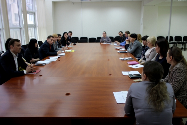 Госкомрегистр в апреле проведет обучающие семинары для сотрудников госорганов по электронной подаче документов в комитет - «Госкомрегистр»