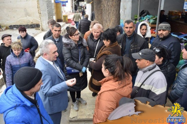 Предприниматели симферопольского микрорынка на ул. Козлова согласны на снос незаконных объектов – администрация города (ФОТО) - «70 лет Победы»