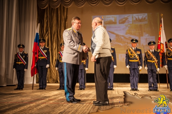 На страже неба: в Вербное воскресенье в Севастополе отметили День ПВО (ФОТОРЕПОРТАЖ) - «Политика Крыма»