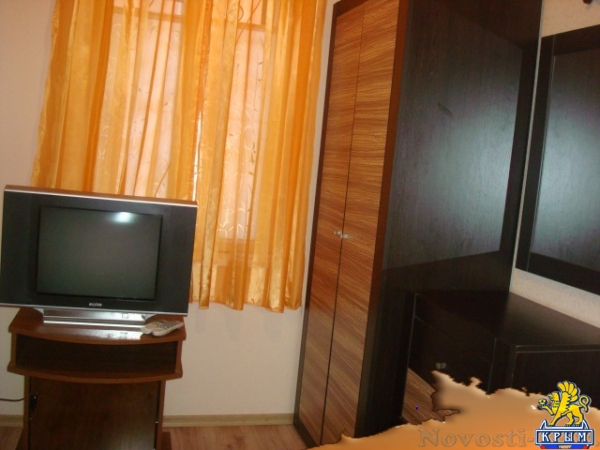 Отдых в Ялте. Сдам посуточно однокомнатную комнатную квартиру в Ялте ул.Гоголя 24 Отдых в Крыму 2017 - жильё в Крыму без посредников - «Отдых в Ялте»