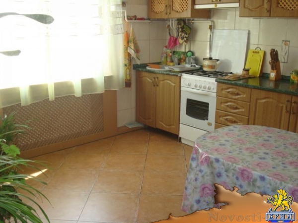 Отдых в Ялте. Посуточно сдается квартира на ровном месте в Ялте ул.Архивная 6 Отдых в Крыму 2017 - жильё в Крыму без посредников - «Отдых в Ялте»