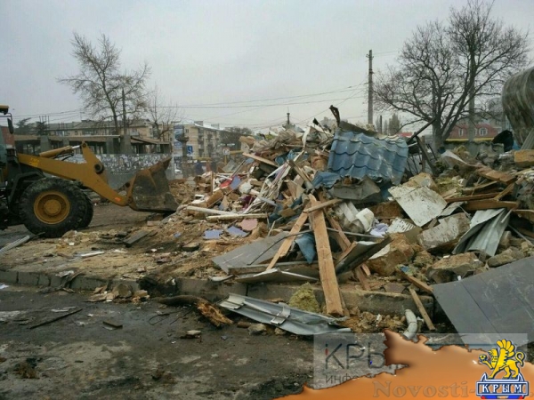 Предупреждения закончились: власти Симферополя начали снос микрорынка на Козлова (ФОТО, ВИДЕО) - «Политика Крыма»