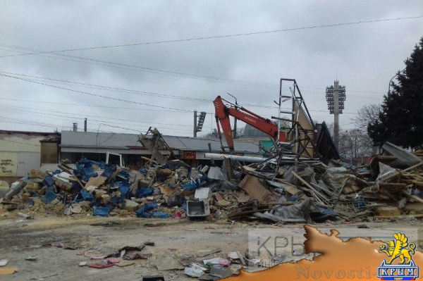 Предупреждения закончились: власти Симферополя начали снос микрорынка на Козлова (ФОТО, ВИДЕО) - «Политика Крыма»