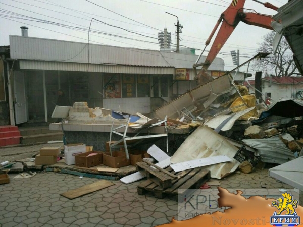 Предупреждения закончились: власти Симферополя начали снос микрорынка на Козлова (ФОТО, ВИДЕО) - «Политика Крыма»
