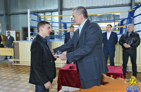 Аксёнов пообещал в следующем году заложить в бюджет 320 млн руб на строительство нового общежития для училища олимпийского резерва (ФОТО) - «Экономика Крыма» Аксёнов пообещал в следующем году заложить в бюджет 320 млн руб на строительство нового общежития для училища олимпийского резерва (ФОТО) - «Экономика Крыма»