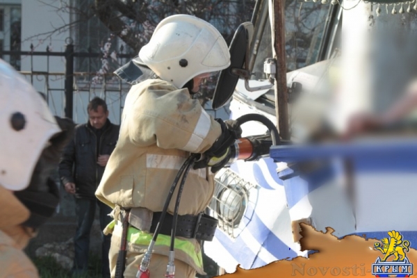 В Севастополе троллейбус на полном ходу врезался в столб: 6 человек в больнице (ФОТО)  - «Происшествия» В Севастополе троллейбус на полном ходу врезался в столб: 6 человек в больнице (ФОТО)  - «Происшествия»