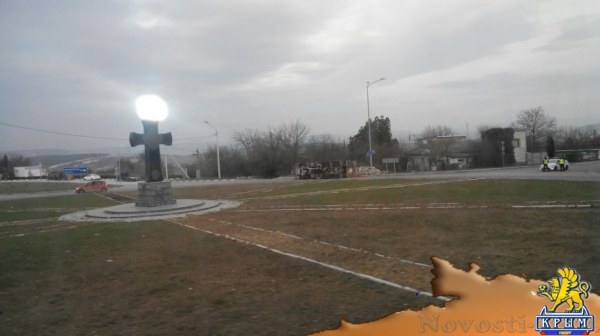 В Севастополе перевернулся грузовик с песком (ФОТО)  - «Происшествия» В Севастополе перевернулся грузовик с песком (ФОТО)  - «Происшествия»