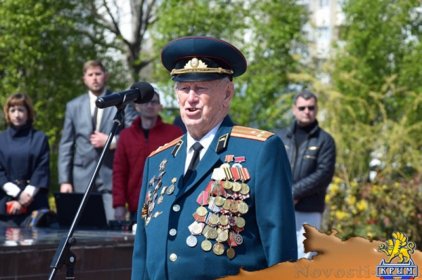 Евпаторийцы отпраздновали День освобождения города (ФОТО) - «Общество Крыма» Евпаторийцы отпраздновали День освобождения города (ФОТО) - «Общество Крыма»