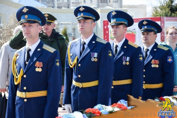 Евпаторийцы отпраздновали День освобождения города (ФОТО) - «Общество Крыма» Евпаторийцы отпраздновали День освобождения города (ФОТО) - «Общество Крыма»