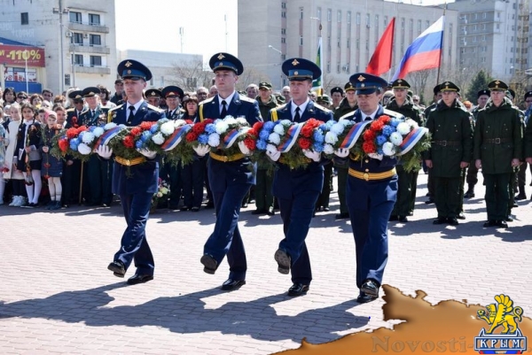 Евпаторийцы отпраздновали День освобождения города (ФОТО) - «Общество Крыма» Евпаторийцы отпраздновали День освобождения города (ФОТО) - «Общество Крыма»