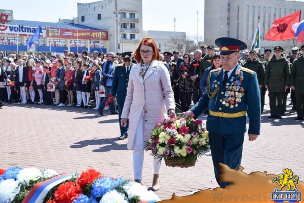 Евпаторийцы отпраздновали День освобождения города (ФОТО) - «Общество Крыма» Евпаторийцы отпраздновали День освобождения города (ФОТО) - «Общество Крыма»