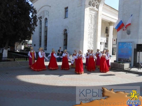 Симферопольцы торжественно встретили «Поезд Победы» (ФОТО) - «Общество Крыма»